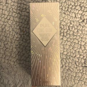 PUR Iconic Glow Illuminating Face & Body Dry Oil